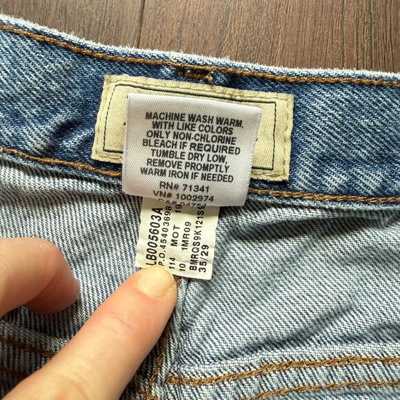 L.L. Bean Natural Fit Jeans 100% Cotton Blue Denim Size 35x29 - Picture 6 of 7